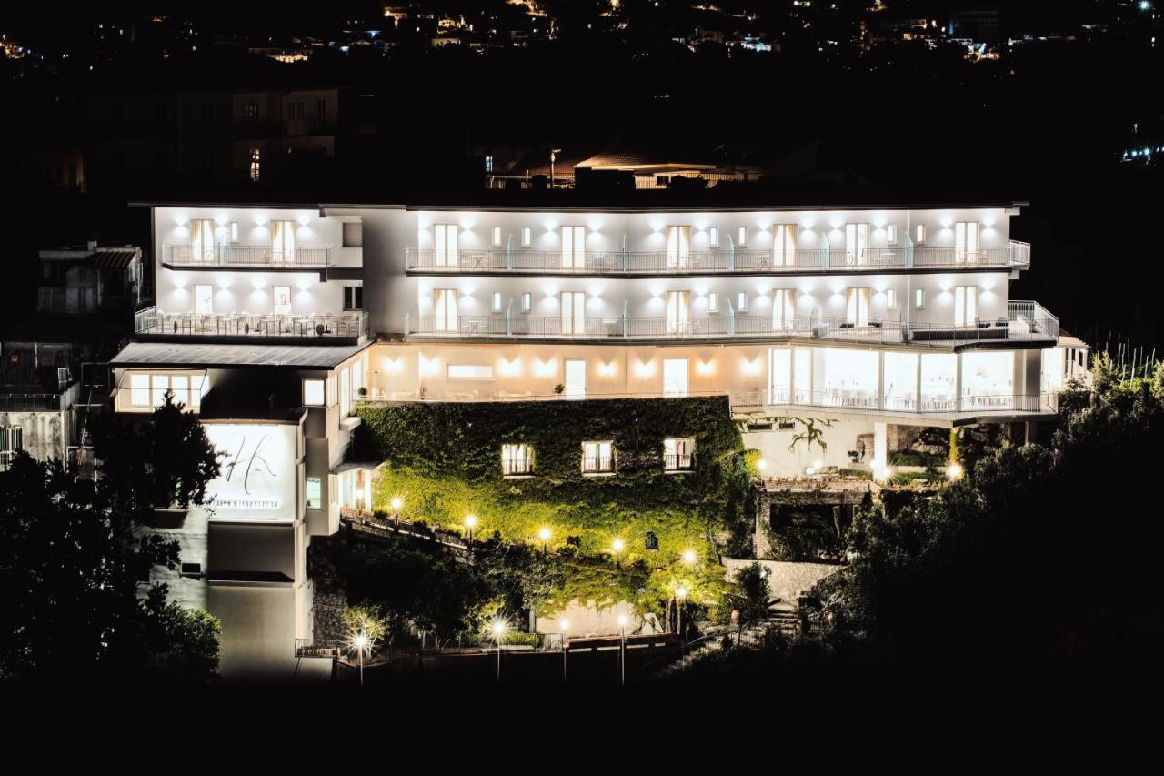 Le Rocce - Agerola, Amalfi Coast Hotel 4*